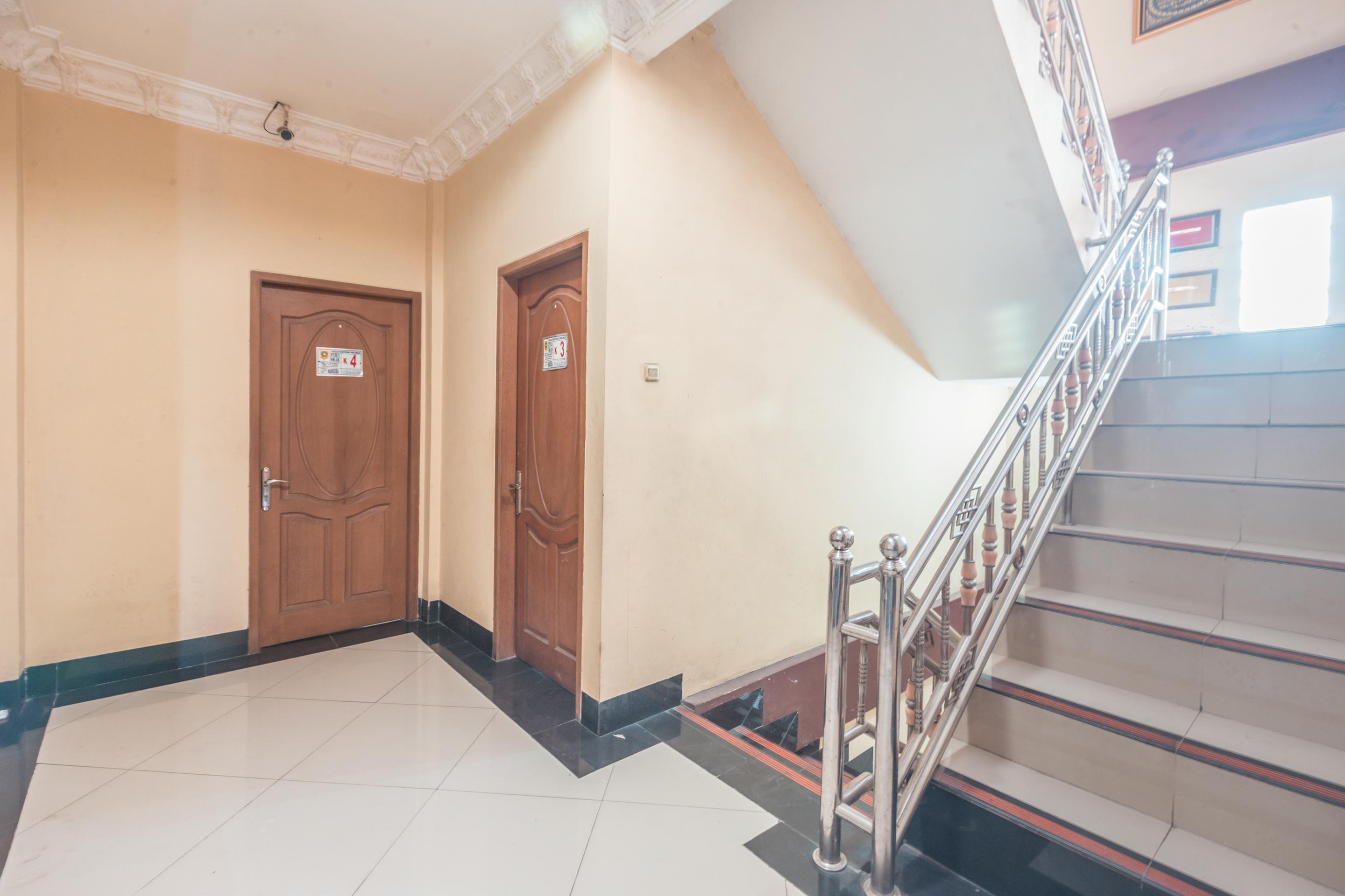 OYO 1640 Fallinda Hotel Bogor Exterior foto